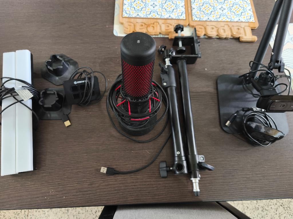 Lot pour streamer, Informatique & Logiciels, Webcams, Logitech, Comme neuf, Micro, Enlèvement