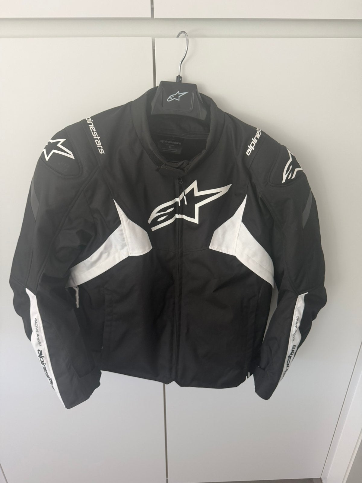 Mooie Motovest Alpinestars bijna nieuw, Motoren, Kleding | Motorkleding, Ophalen