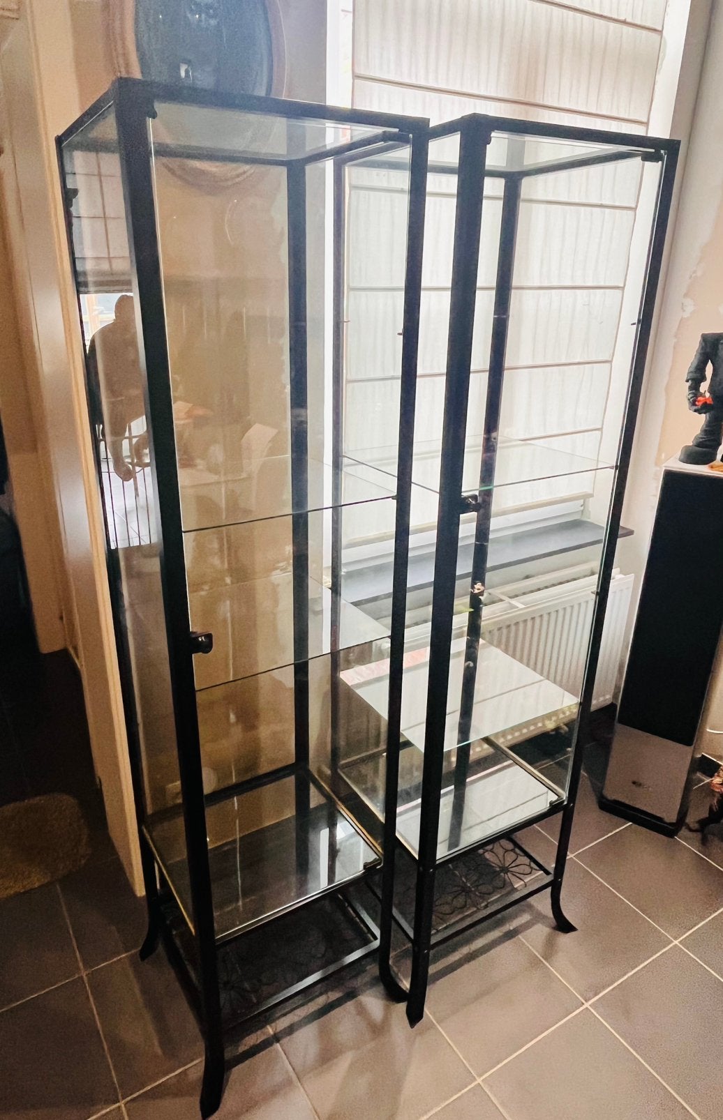2x ikea vitrinekast, Enlèvement, Comme neuf