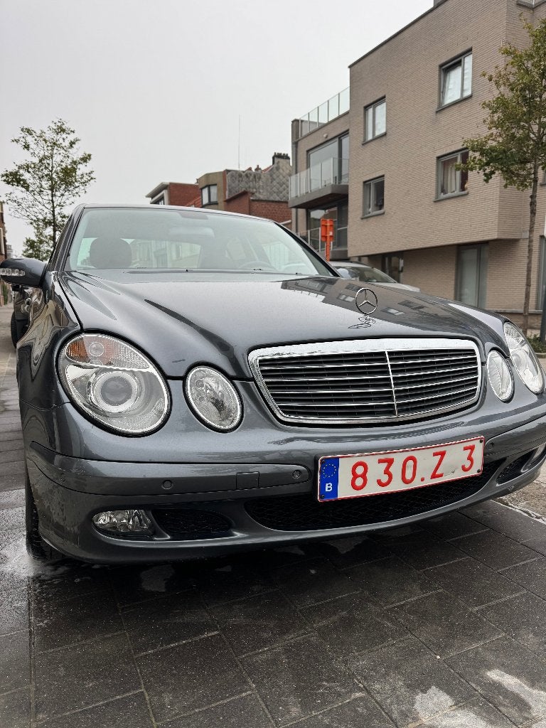Mercedes-Benz E 220 CDI Automaat – Slechts 78.168 km!, Auto's, Achterwielaandrijving, Zwart, 4 cilinders, Blauw