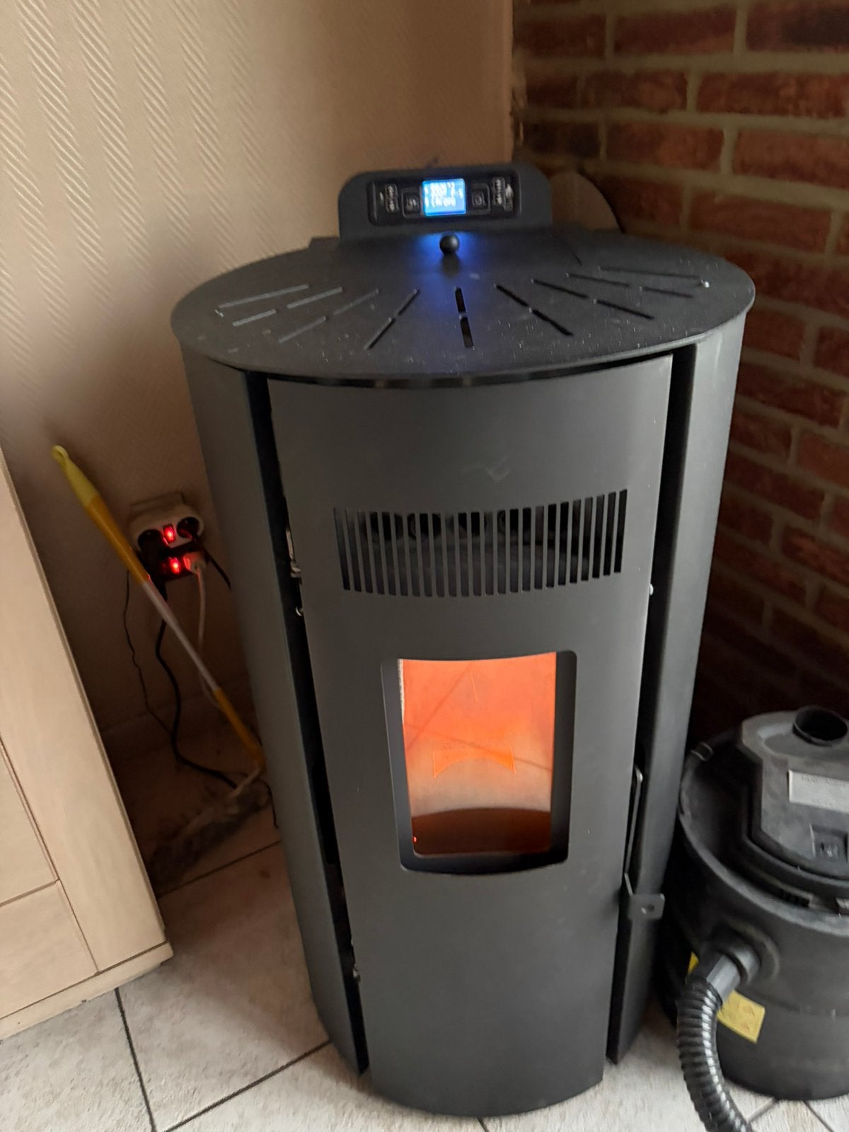 Poele a pellet 9 kw, Maison & Meubles, Enlèvement, Comme neuf