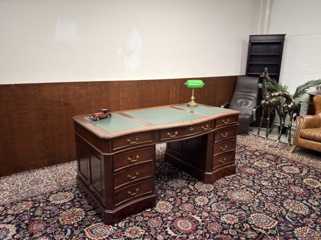 Klassiek Engels Chesterfield Bureau Partnerdesk, Ophalen