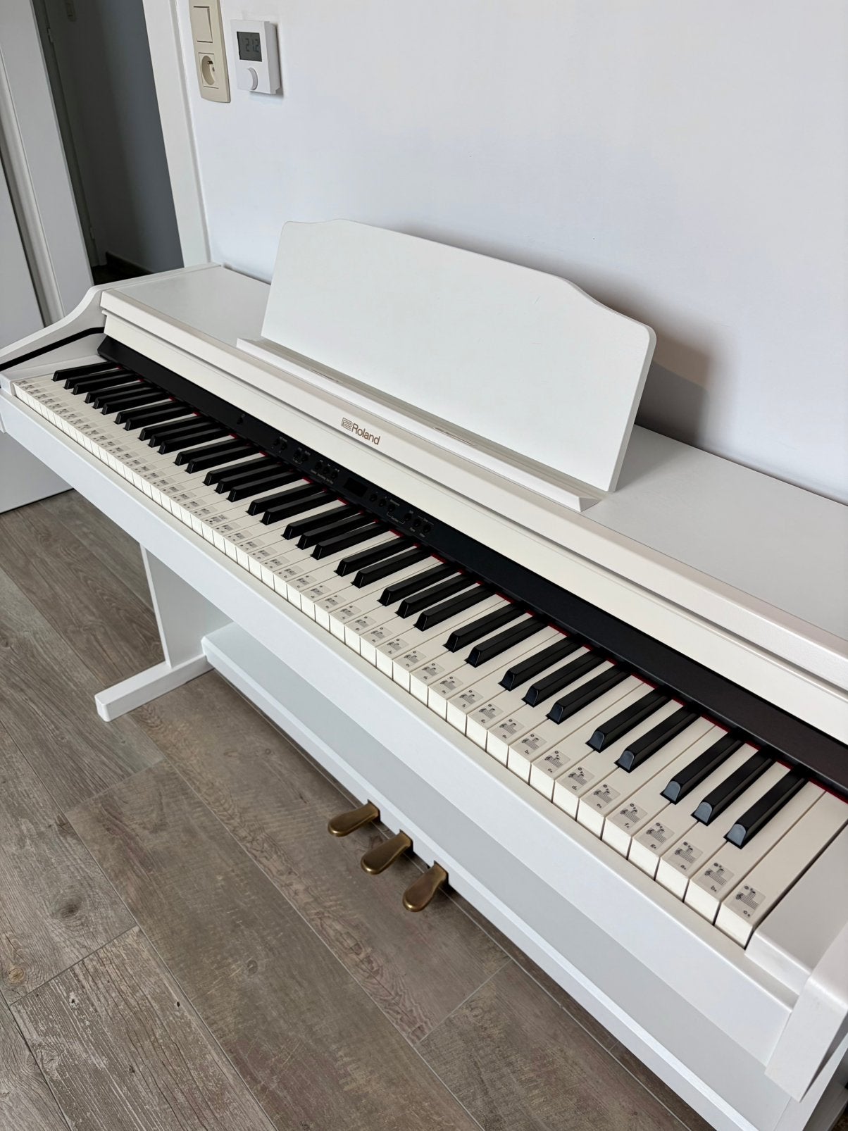 Roland RP501R Digitale Piano – Zo goed als nieuw, Muziek en Instrumenten, Ophalen, Wit, Digitaal, Zo goed als nieuw