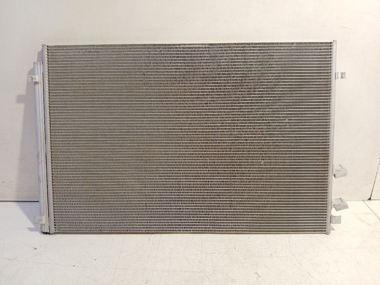 Airco radiateur Volkswagen Crafter, Onderdelen@venauto.nl, Van der Ven Autorecycling B.V., Gebruikt, Ettenseweg 76, 4706 PB Roosendaal, The Netherlands