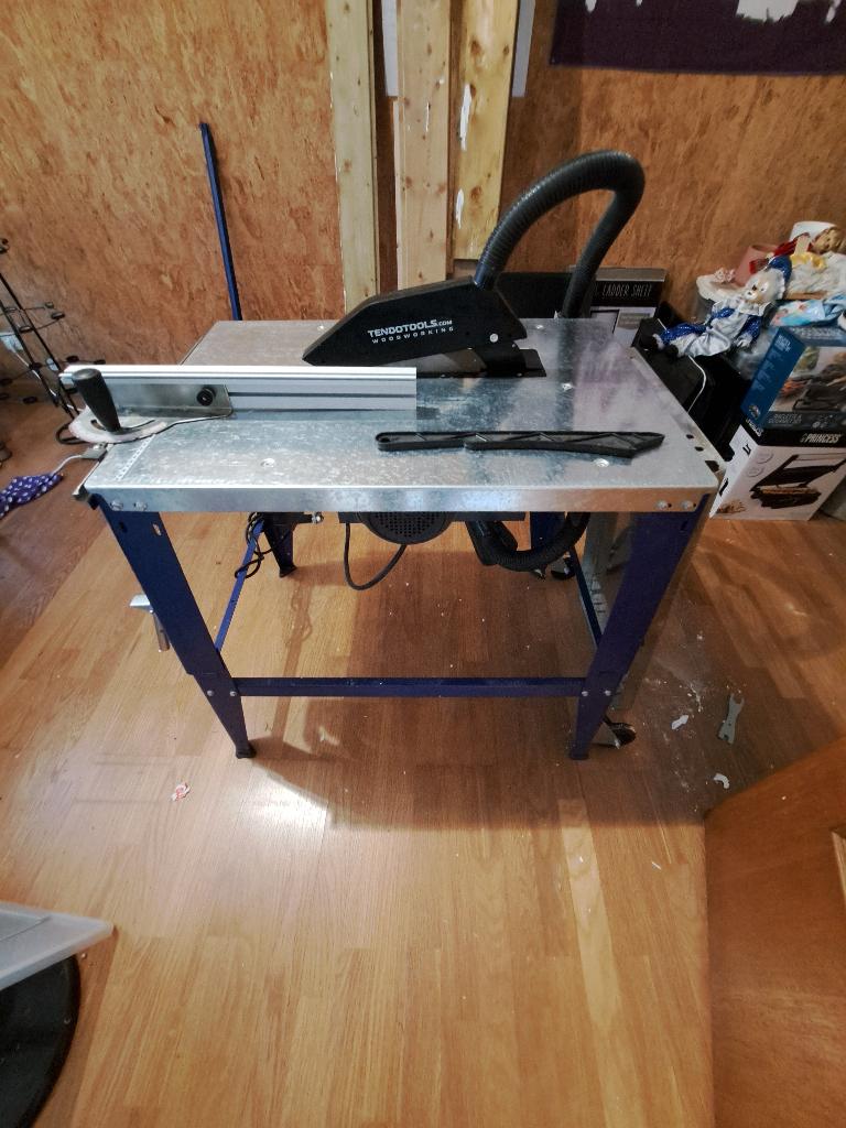 Zaagtafel, Ophalen, 70 mm of meer, Overige typen, Zo goed als nieuw