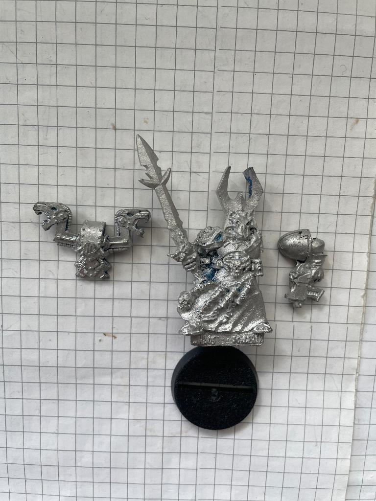 Sorcier Space Marine du Chaos comme neuf en métal pour W40K, Ophalen of Verzenden, Zo goed als nieuw, Warhammer 40000, Figuurtje(s)
