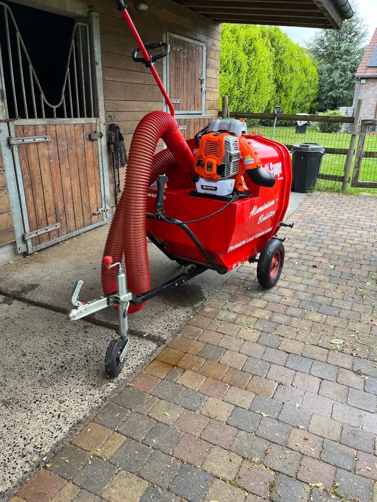 Aspirateur à crottin- ramasse crottin, Enlèvement, Utilisé, Autres espèces