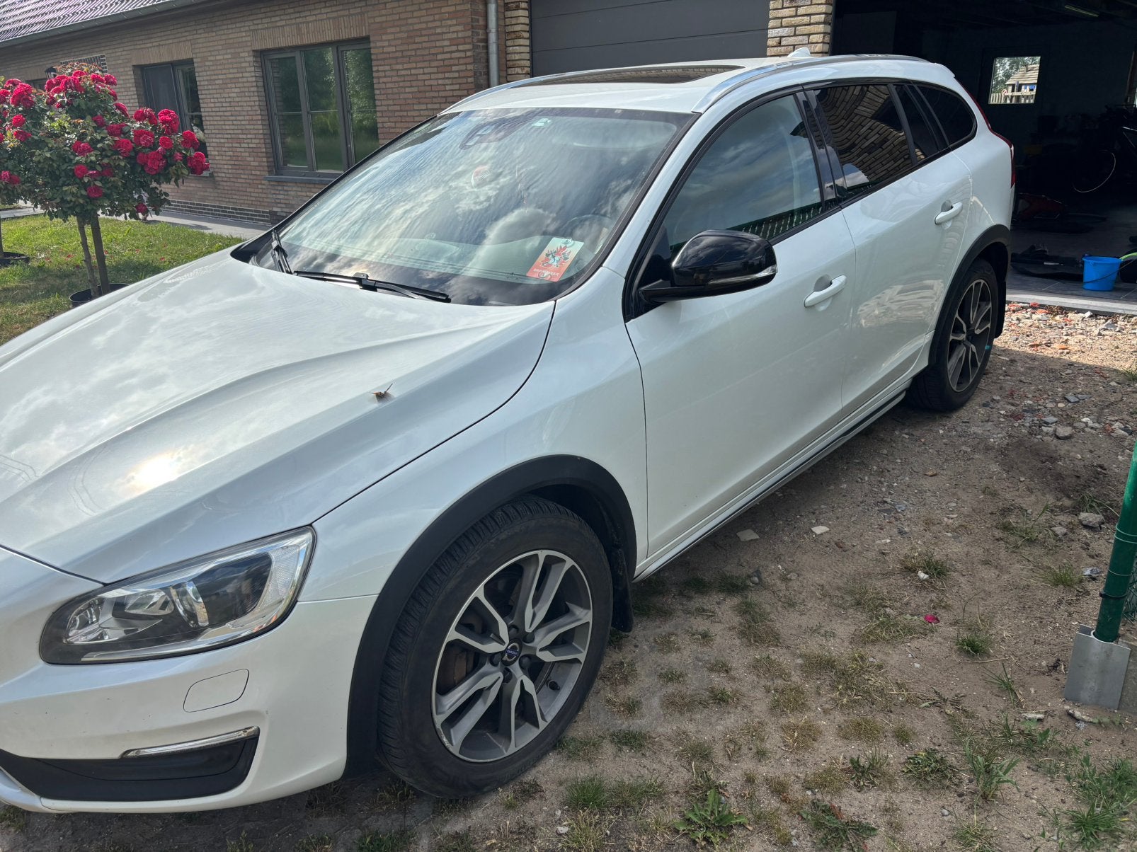 Volvo V60 Cross Country D3  Full Option, Auto's, Volvo, Particulier, V60, Achteruitrijcamera, Ophalen
