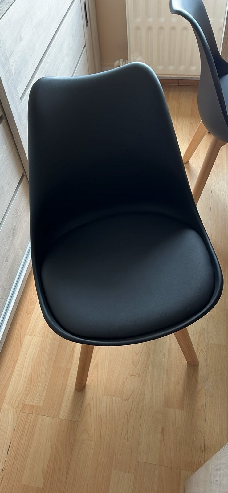 NEUF 4 CHAISES A VENDRE, Neuf, Enlèvement, Cuir, Quatre