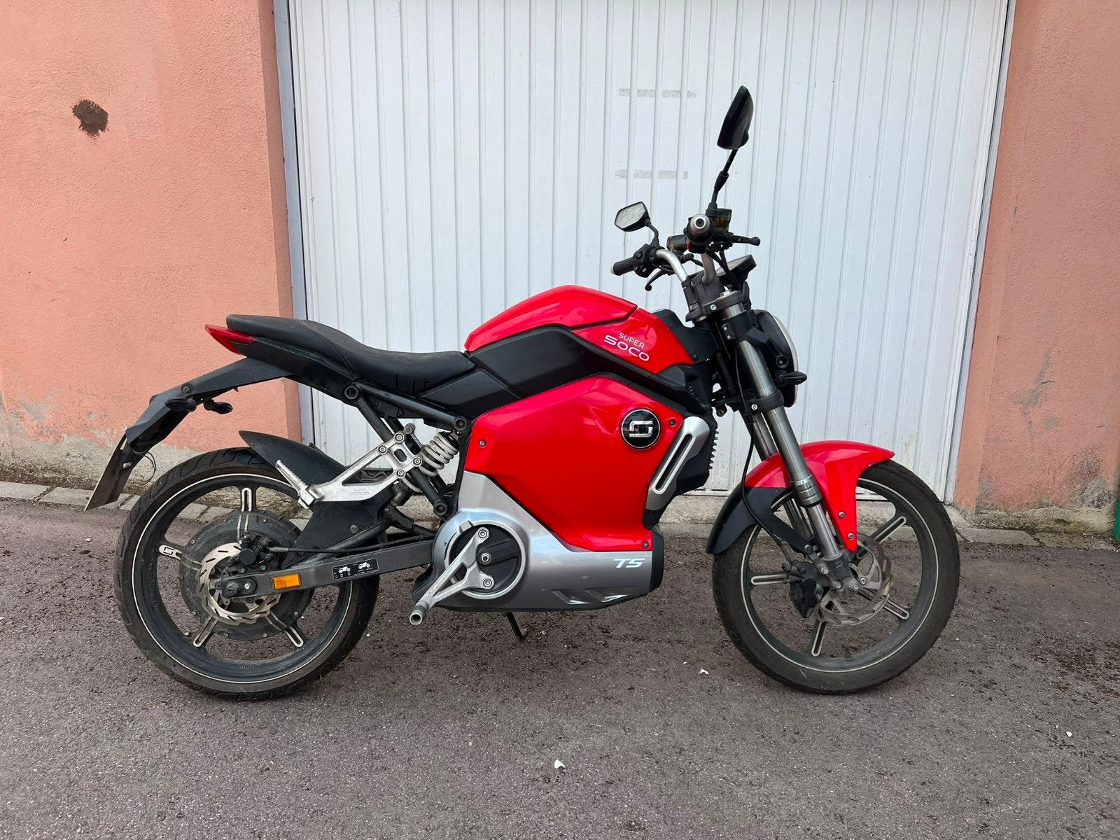 Super soco, Vélos & Vélomoteurs, Enlèvement