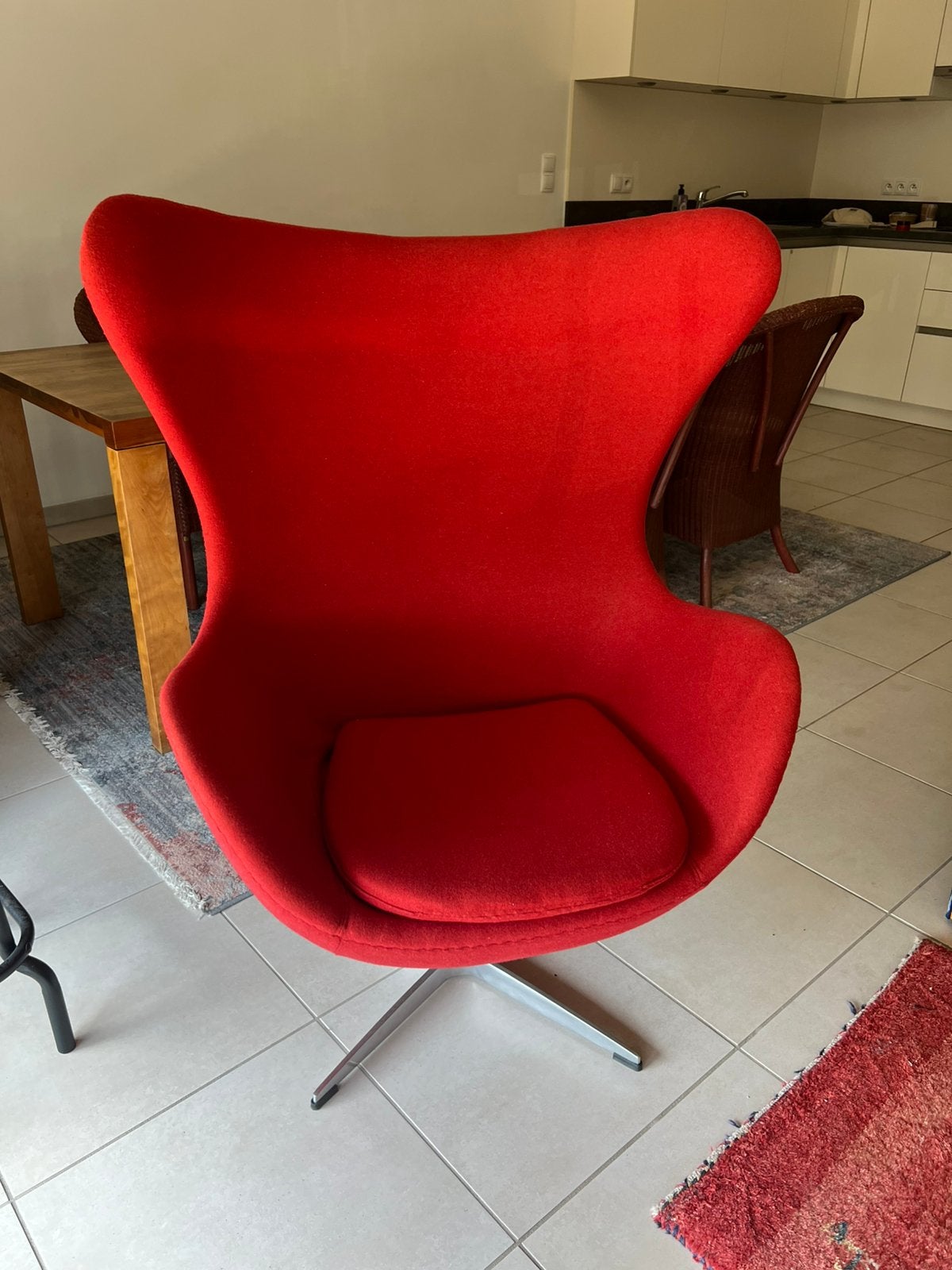 Egg chair - rood, Maison & Meubles, Fauteuils, Enlèvement, Utilisé