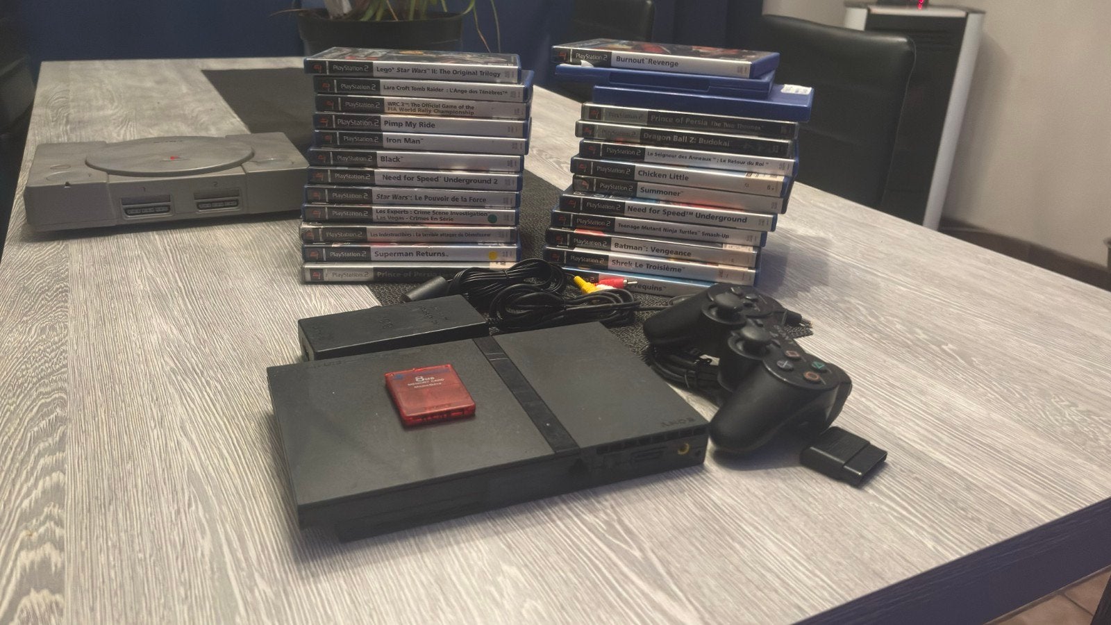 PlayStation 2 plus lot de jeux., Consoles de jeu & Jeux vidéo, Consoles de jeu | Sony PlayStation 2, Enlèvement ou Envoi
