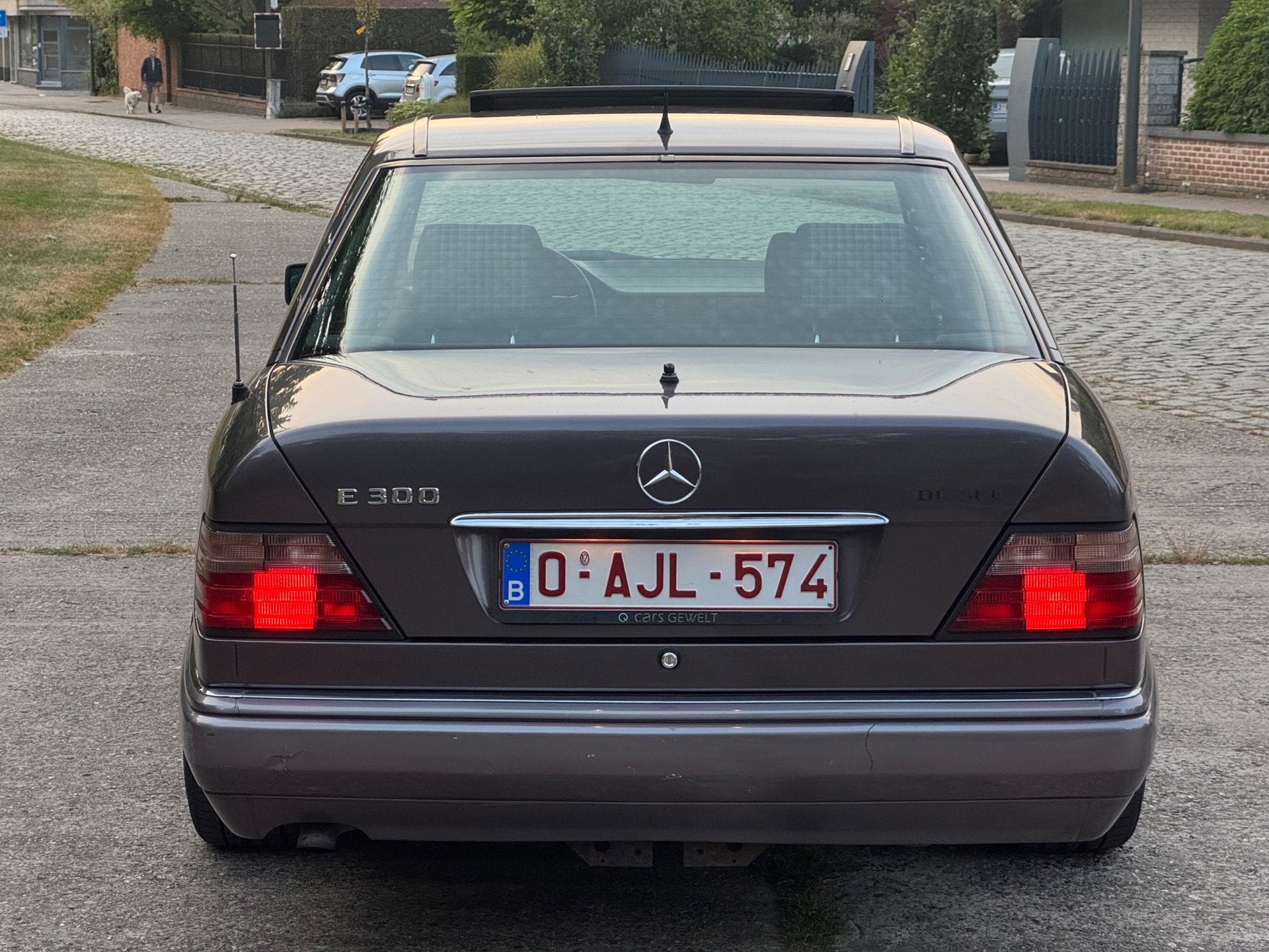 Mercedes E300 d | Automaat | Airco | Oldtimer, foto 6