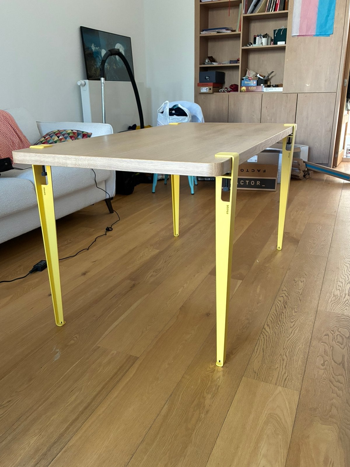 TipToe tafel als nieuw, Ophalen, Zo goed als nieuw
