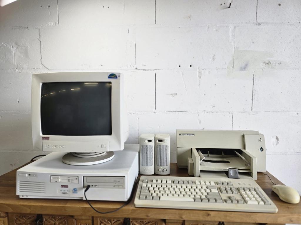 VINTAGE COMPUTER DIGITAL VENTURIS FX2 INCL TOEBEHOREN, Computers en Software, Vintage Computers, Ophalen