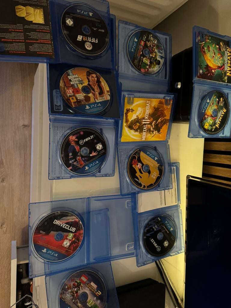 9 playstation4 spellen, Enlèvement, Comme neuf, Aventure et Action, Ordinateurs reliés