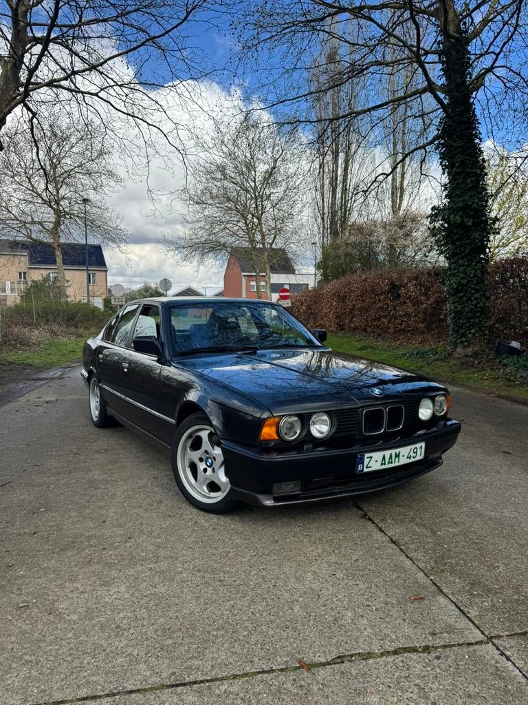 BMW M5 E34 3.6i Oldtimer, Auto's, 4 deurs, Achterwielaandrijving, Zwart, Leder en Stof