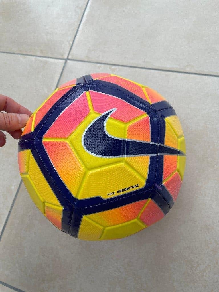 Bal Nike nieuw, Sport en Fitness, Ophalen of Verzenden, Bal