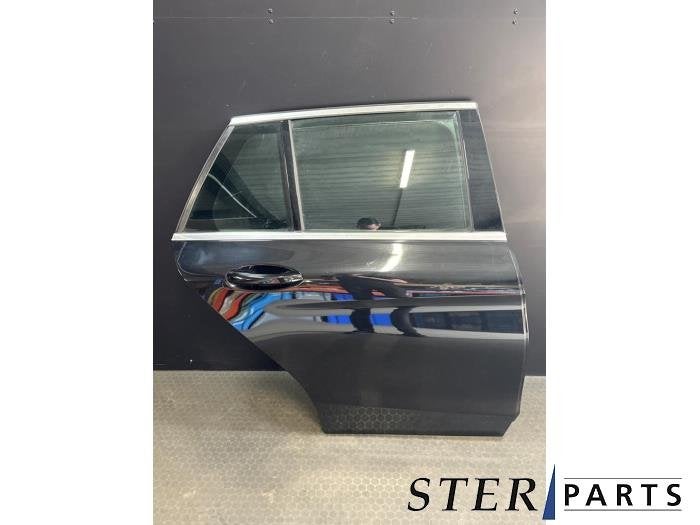 Portière 4portes arrière droite d'un Mercedes C-Klasse (19, 3 mois de garantie, Utilisé, Porte, -