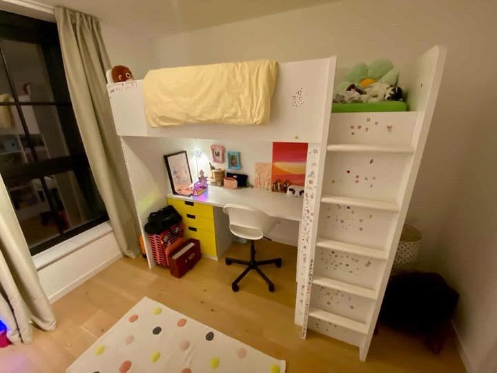 SMÅSTAD (Ikea) hoogslaper, bed met bureau (kinderkamer), Enlèvement, Utilisé, Lit mezzanine