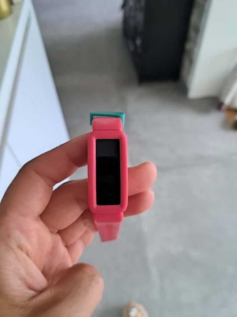 Fitbit Ace 2 Kids-Activity tracker kinderen, Ophalen of Verzenden, Zo goed als nieuw, Fitbit
