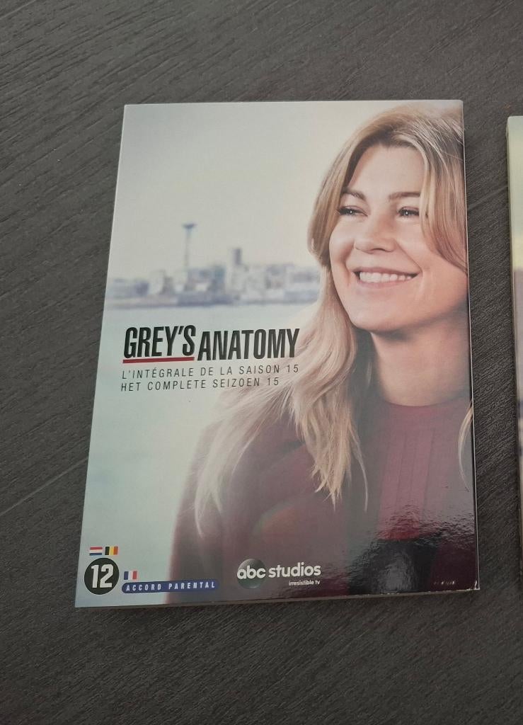 Greys Anatomy - seizoen 15, Enlèvement ou Envoi, Comme neuf