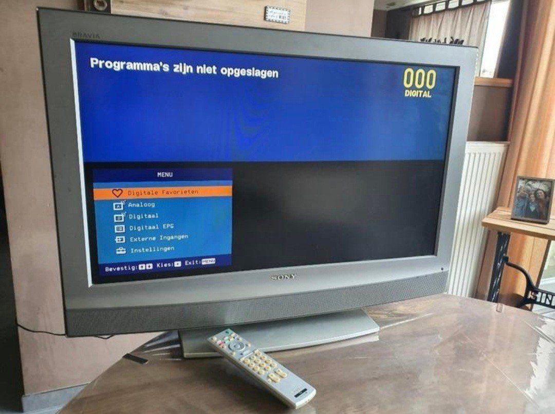 Sony bravia lcd tv HD hdmi 70cm, TV, Hi-fi & Vidéo, Télévisions, Enlèvement, LCD, Sony