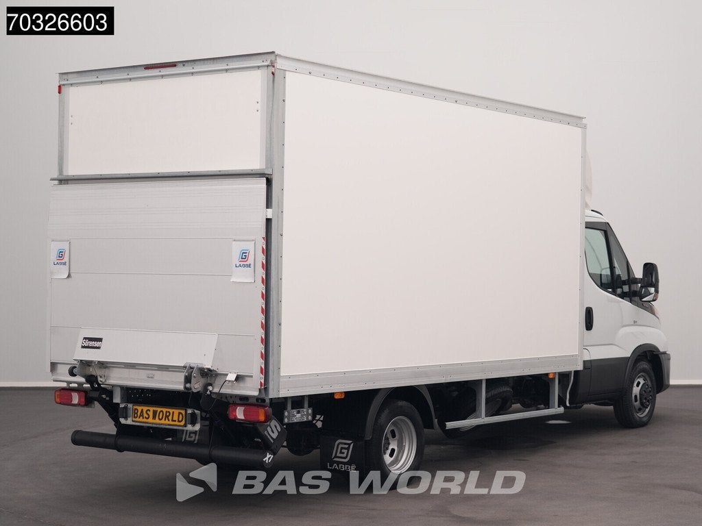 Iveco Daily 35C16 3.0L Laadklep Dubbellucht 160PK Bakwagen A, Stof, Gebruikt, Euro 6, 4 cilinders