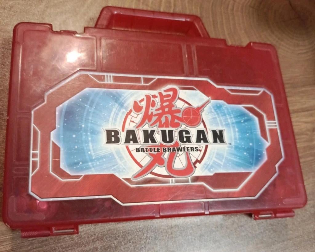 Lot Bakugan Battle Brawlers – valisette officielle + 6 figur, Enlèvement ou Envoi