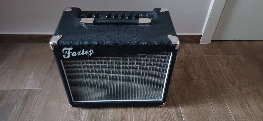 Fazley Meteor R 25 Watt 1x8 gitaarversterker, Musique & Instruments, Amplis | Basse & Guitare, Enlèvement, Utilisé, Guitare, Moins de 50 watts