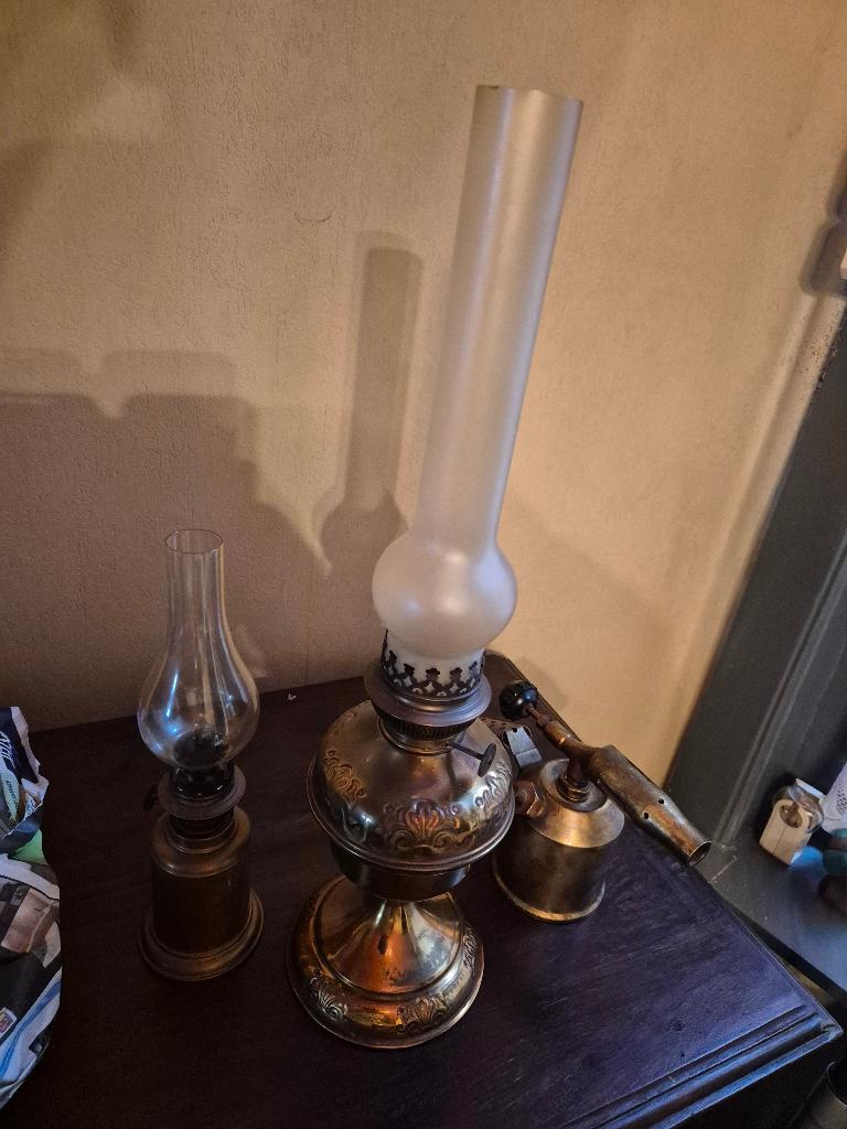 Lampes à huile+briquet, Enlèvement, Cuivre