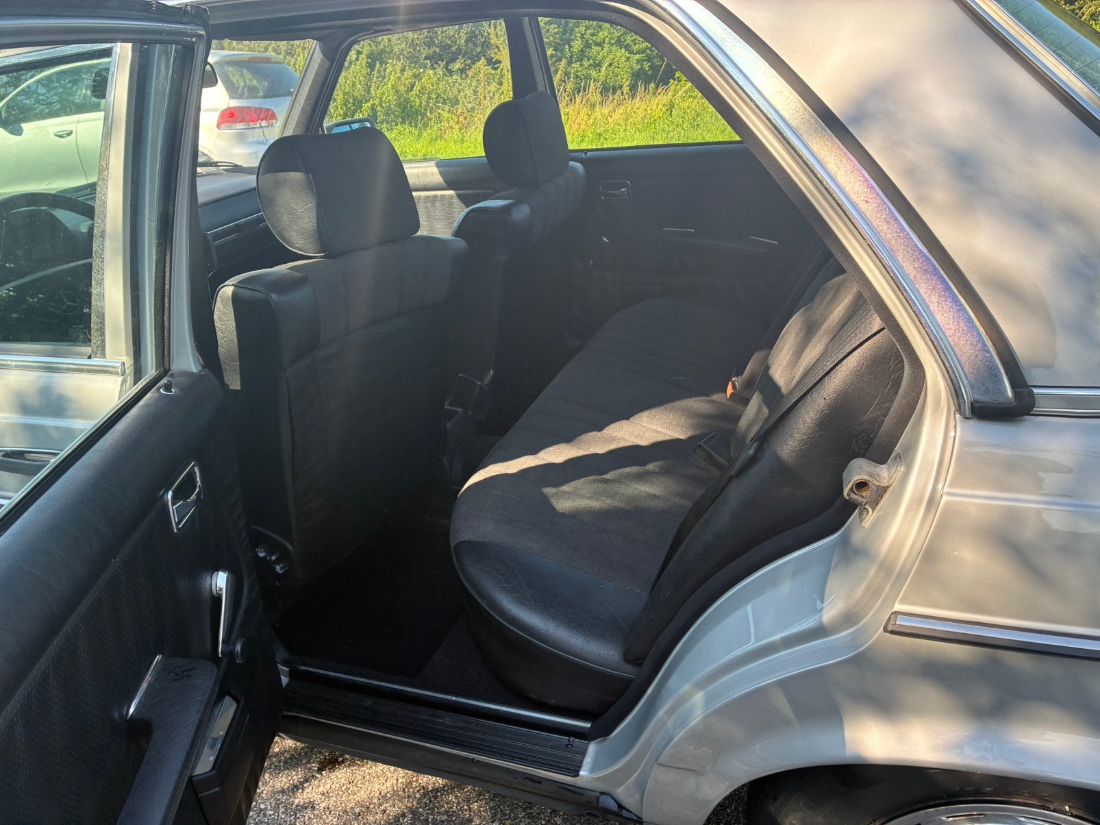Mercedes 200 diesel 1983, foto 8