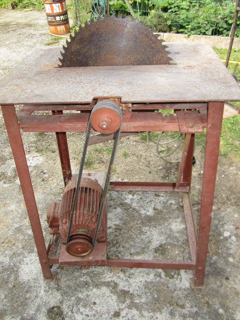 TABLE DE SCIAGE, 1200 watts ou plus, 70 mm ou plus, Enlèvement, Utilisé