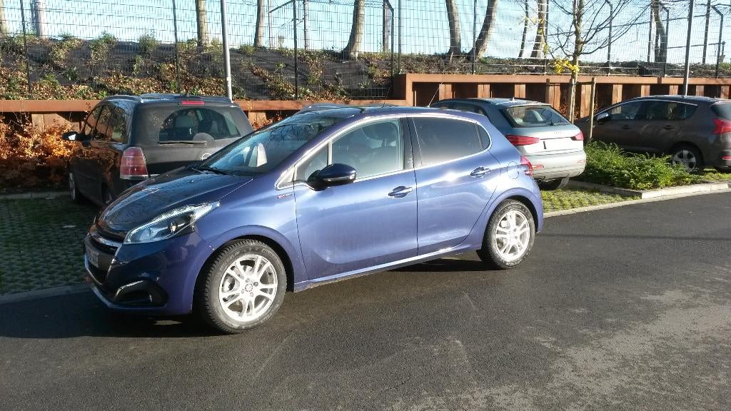 Jantes et pneus pour Peugeot 208 (1), Pneus hiver, 16 pouces, Véhicule de tourisme, 205 mm