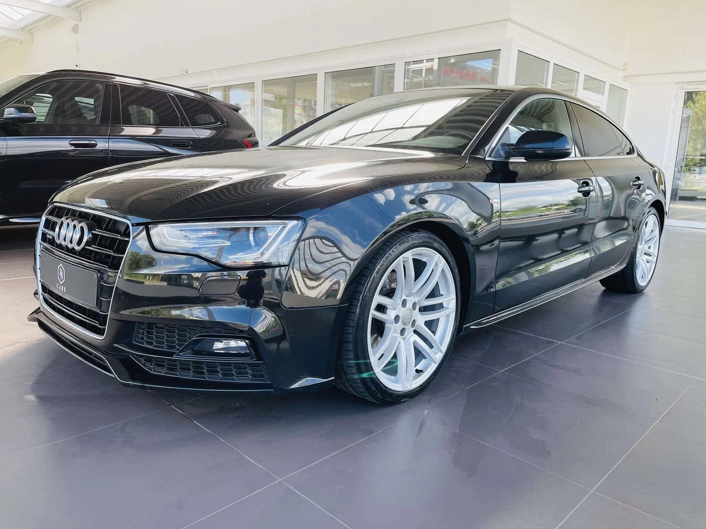 Audi A5 Sportback 2.0 TDi * GARANTIE + S-LINE + LED + GPS +, Auto's, 4 zetels, Gebruikt, 4 cilinders, Zwart