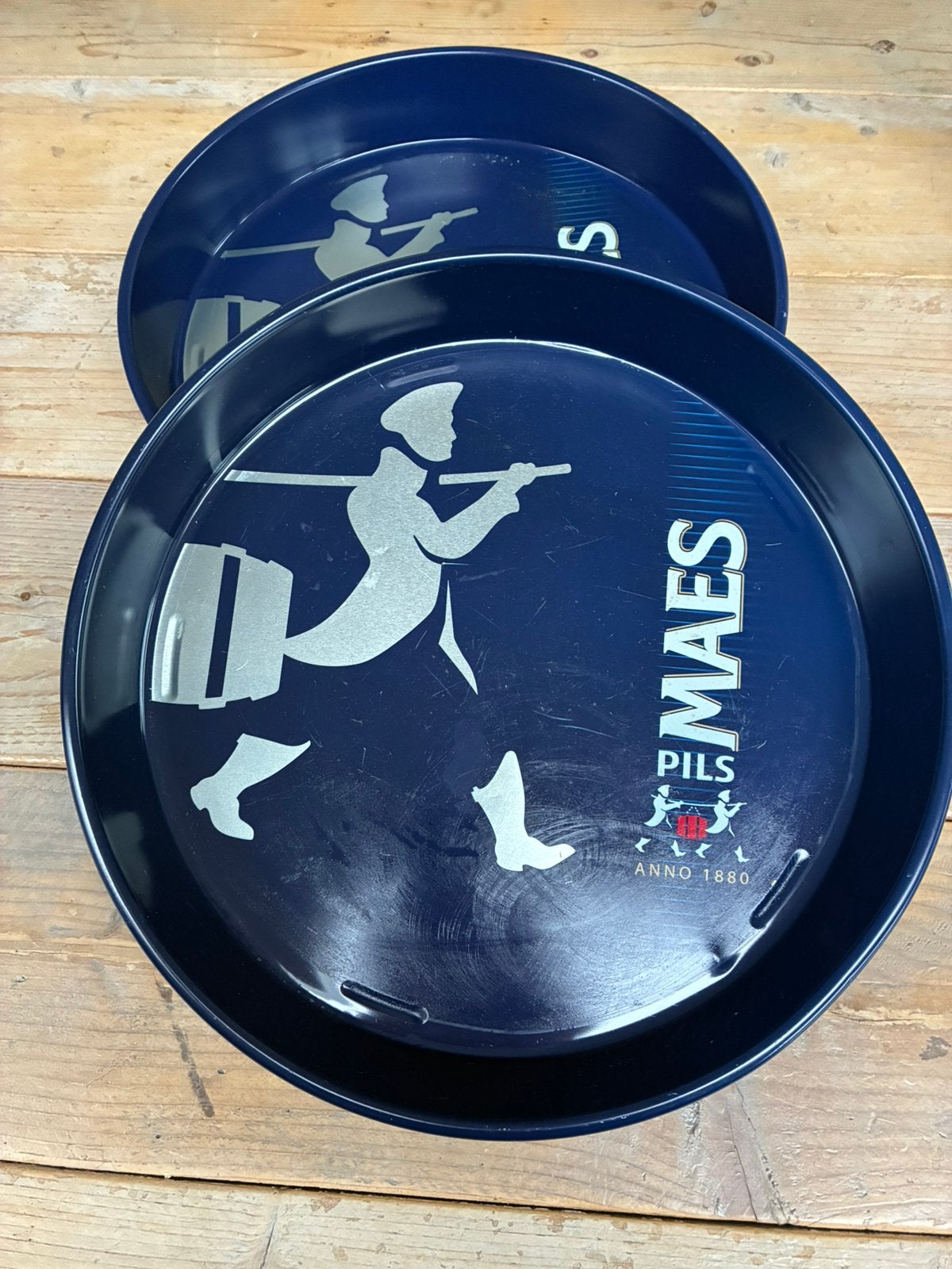 Vintage Metalen Maes Pils Dienbladen (Set van 2), Verzamelen, Ophalen of Verzenden, Zo goed als nieuw