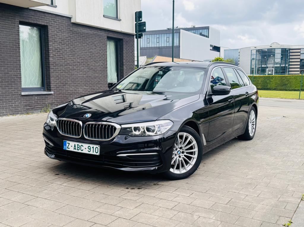 BMW 520d 2019, Auto's, BMW, Automaat, Zwart, Leder, Bedrijf