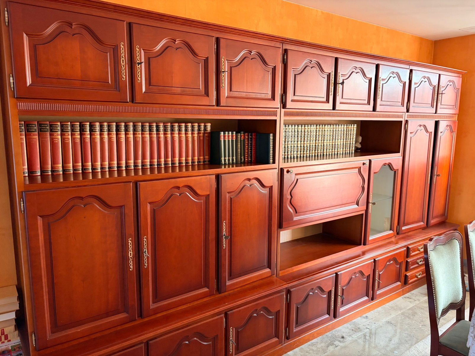 Grote boekenkast, Huis en Inrichting, Ophalen, Zo goed als nieuw