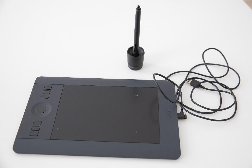WACOM tablet - ZGAN in verpakking, Computers en Software, Ophalen, Zo goed als nieuw, Bedraad, Wacom