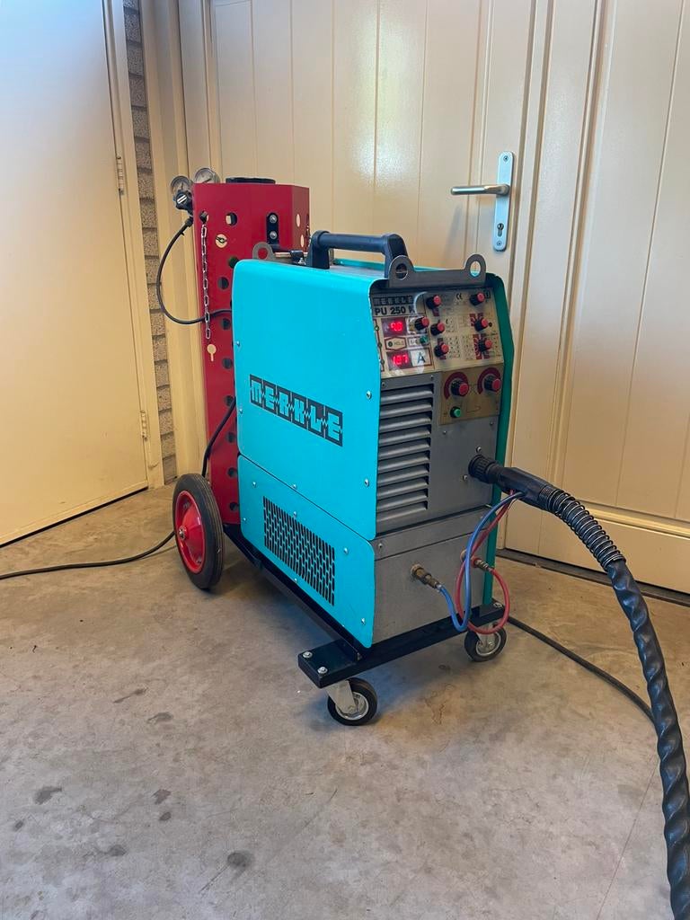 Merkle MIG MAG Dubbel puls lasapparaat, 250 A, Doe-het-zelf en Bouw, Ophalen, Zo goed als nieuw, CO2
