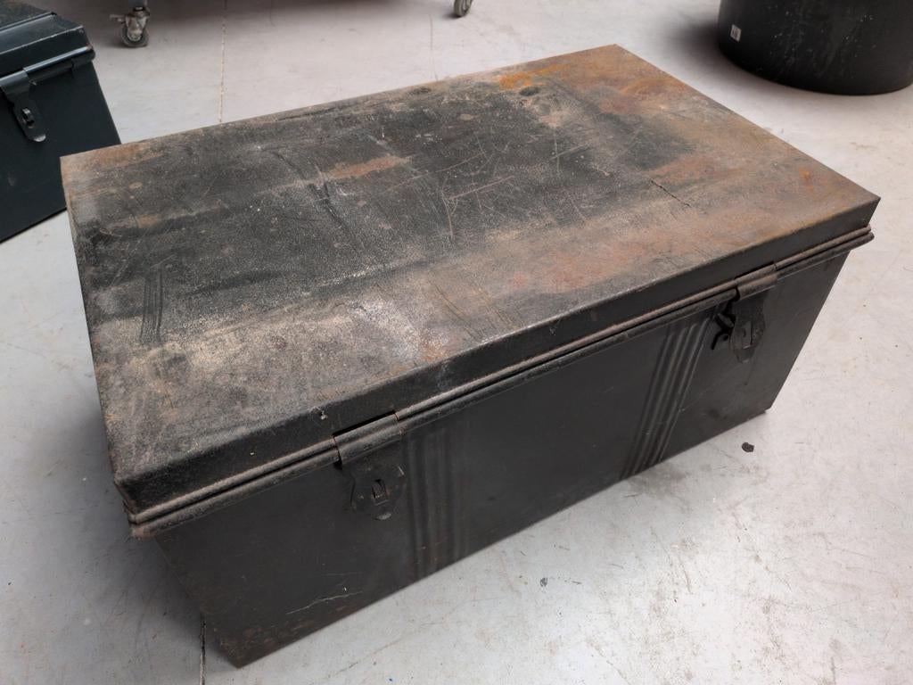 Metalen legerkist 80x45x35, Huis en Inrichting, Woonaccessoires | Kisten, Ophalen