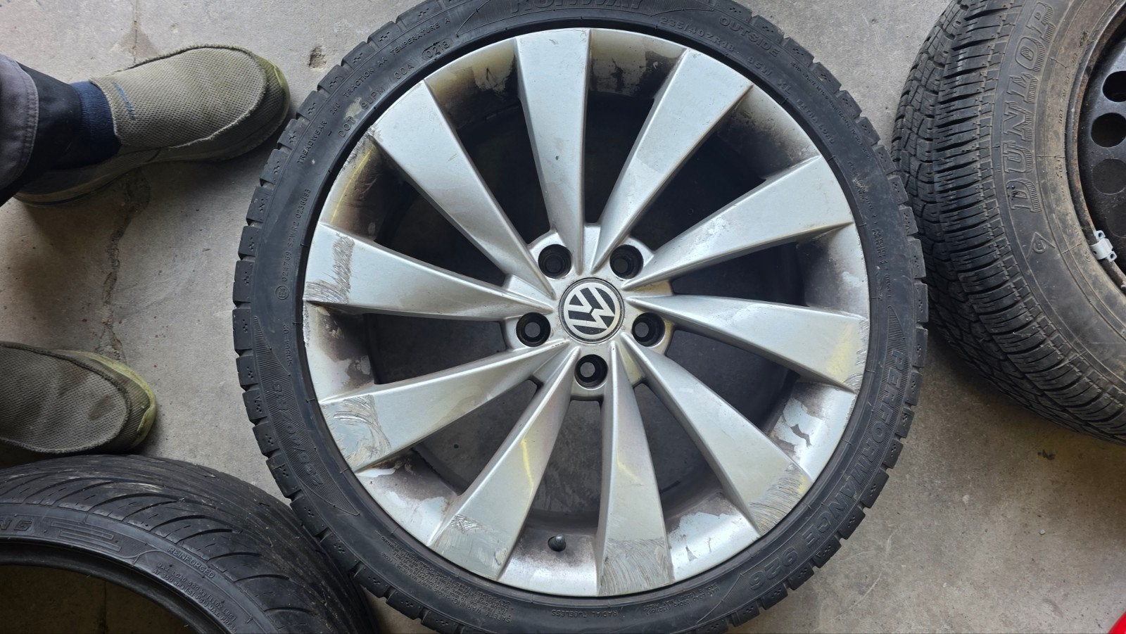 Beschadigde 18 inch VW InterLagos velgen, Ophalen, Velg(en)