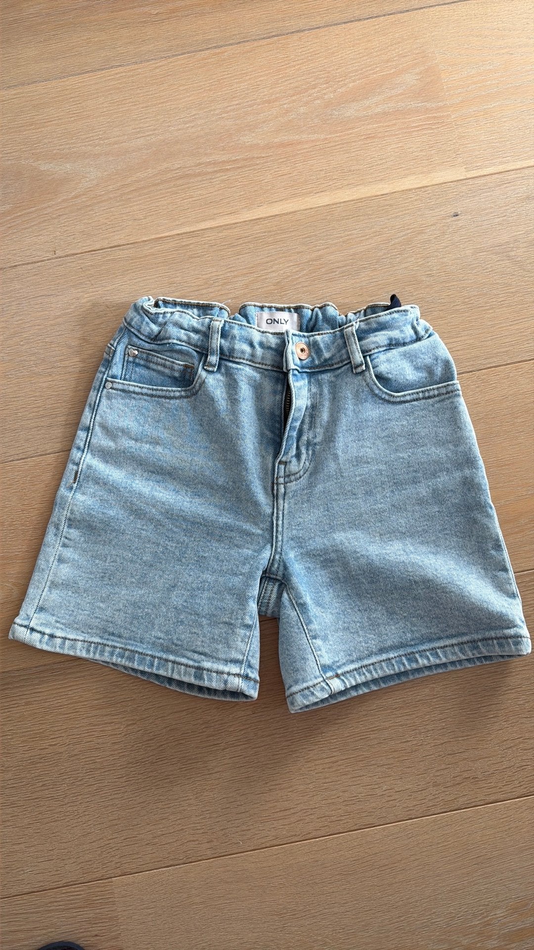 Short en jean, Enfants & Bébés, Vêtements enfant | Taille 152, Enlèvement ou Envoi, Utilisé, Fille, Pantalon