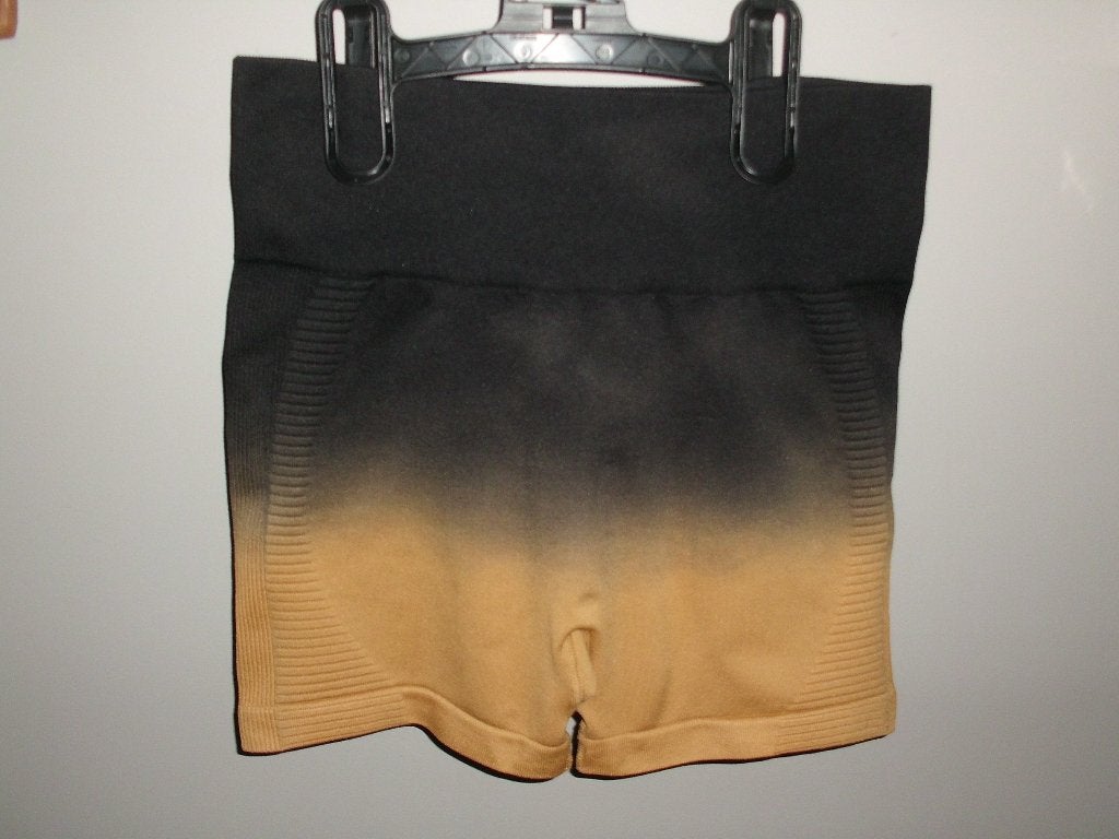 Innova Wear M fitnessshorts als nieuw, Kleding | Dames, Sportkleding, Maat 38/40 (M), Ophalen of Verzenden, Innova wear, Fitness of Aerobics
