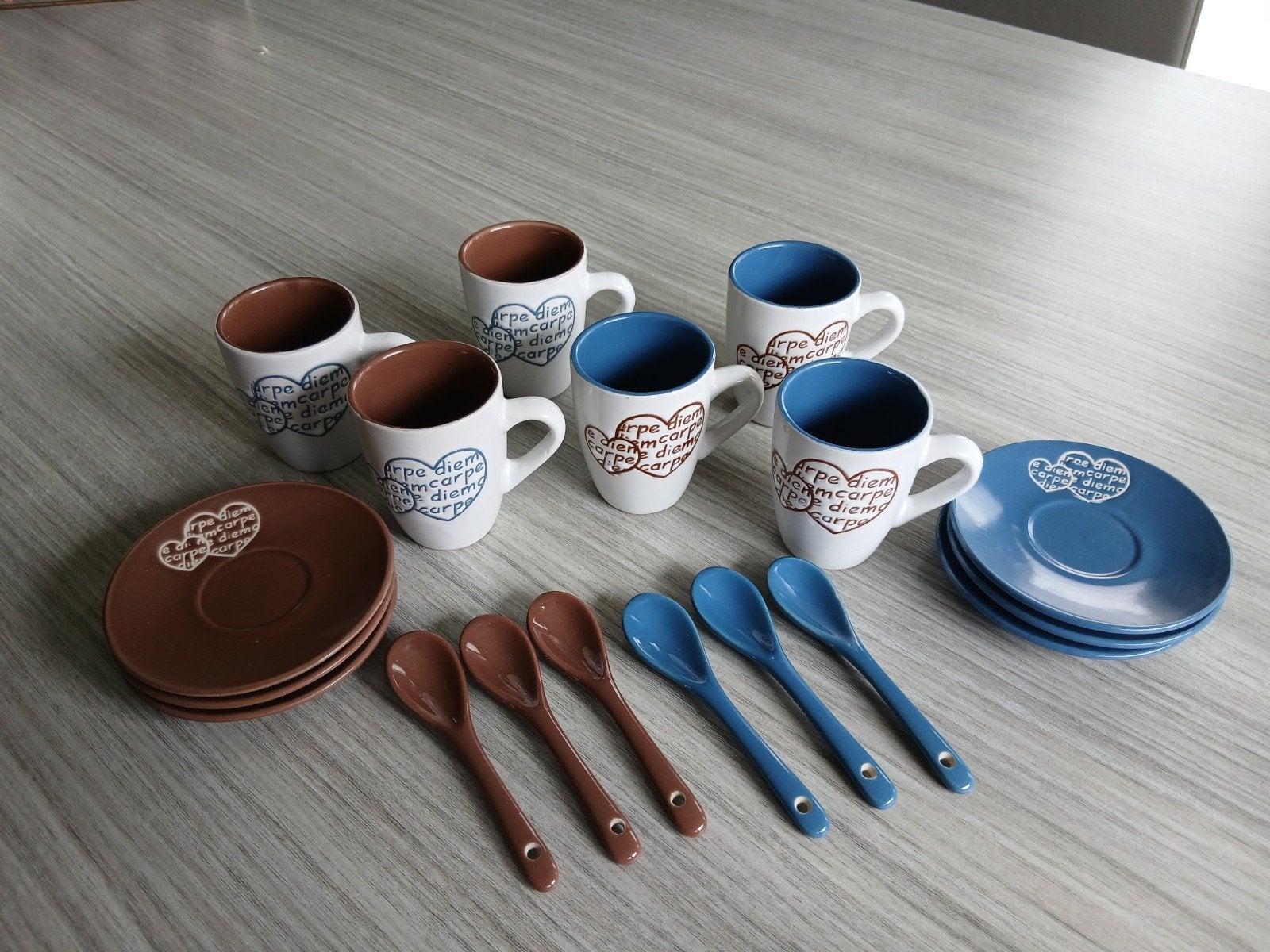 Set mokken Carpe diem, Ophalen