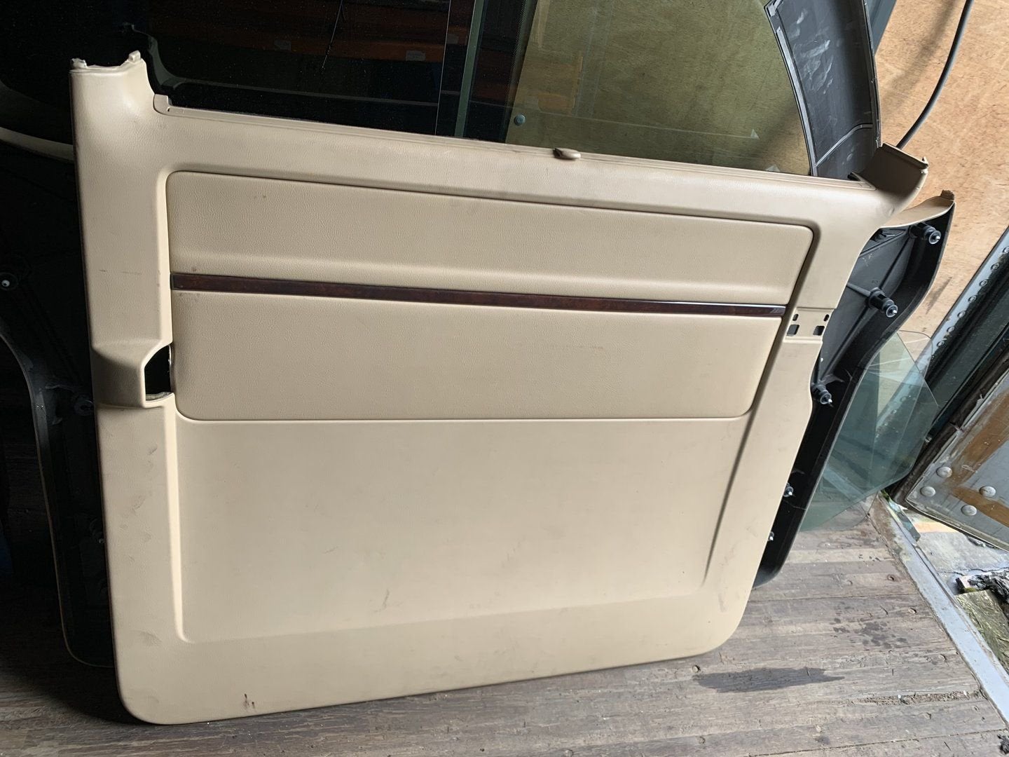 Volkswagen T5 schuifdeur bekleding beige 7H5867028, Volkswagen, -, Utilisé, -