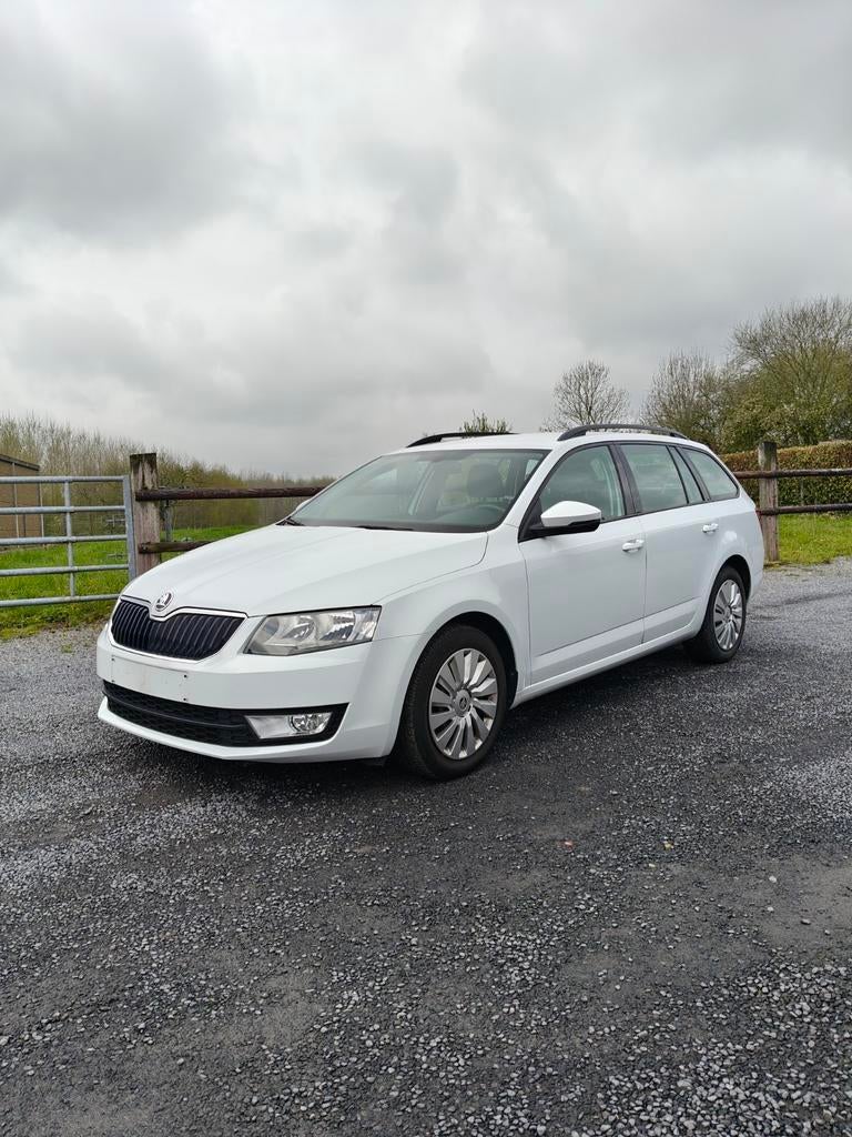 Skoda Octavia 1.0 TSI 2016 EURO 6, Autos, Skoda, Entreprise, Achat, Octavia, ABS, Régulateur de distance, Airbags, Air conditionné