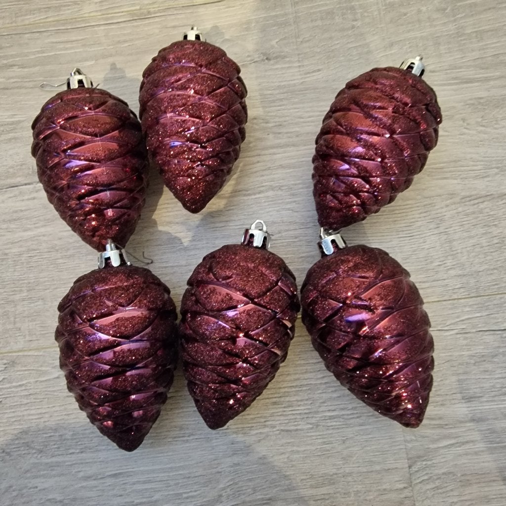 6 dennenappels hangers, Ophalen of Verzenden, Zo goed als nieuw