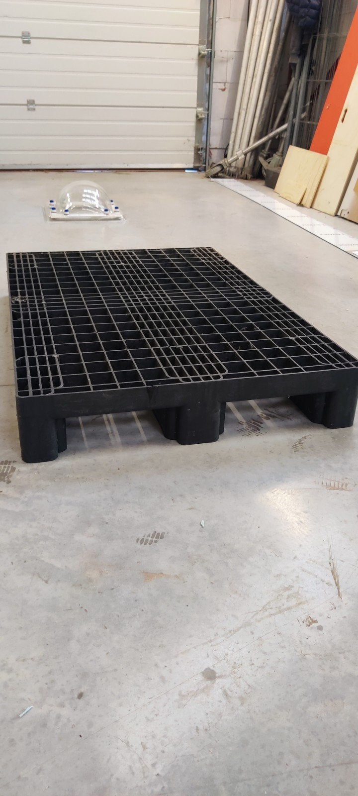 Plastiek pallet, Ophalen