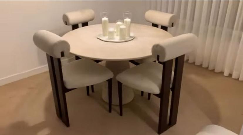 ACTIEPRIJS – TAKAI JAPANDI STOEL Van €220,- NU voor €149, Huis en Inrichting, Stoelen, Bruin, Japandi Stijl, Nieuw, Ophalen of Verzenden